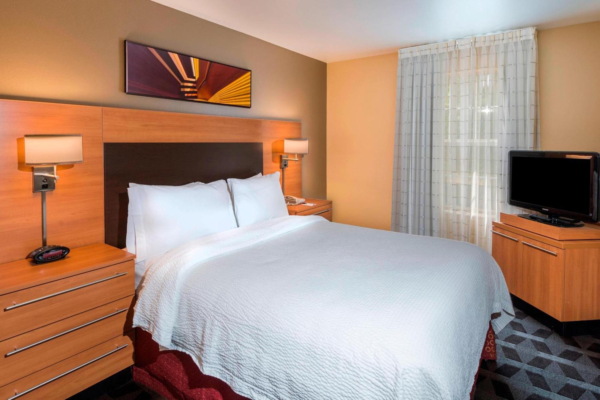 Towneplace Suites By Marriott Atlanta Кеннесо Екстер'єр фото
