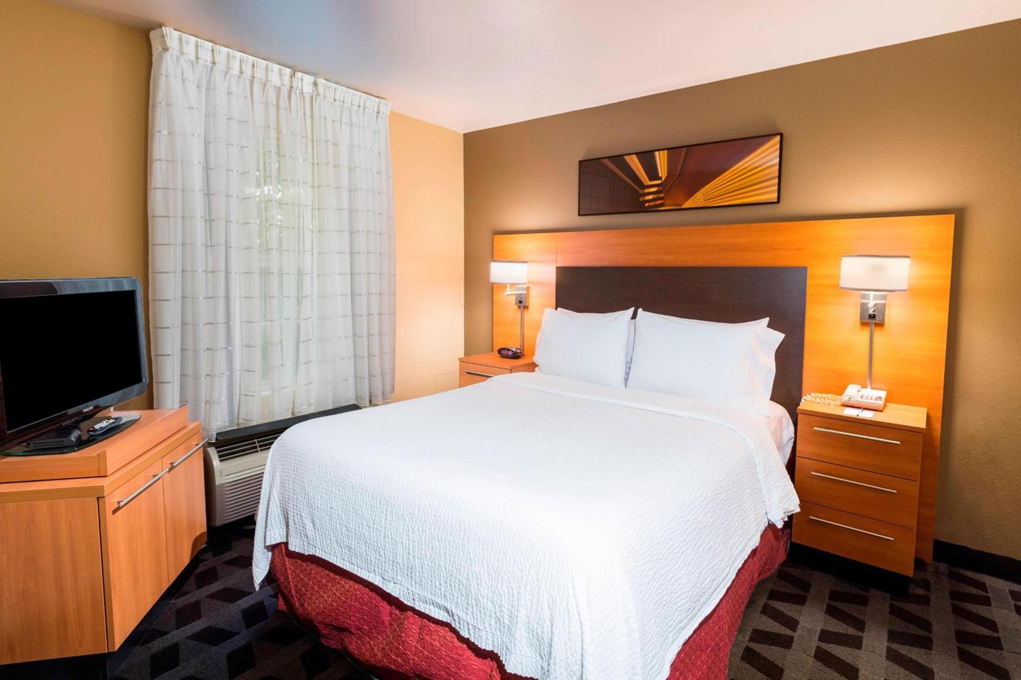 Towneplace Suites By Marriott Atlanta Кеннесо Екстер'єр фото